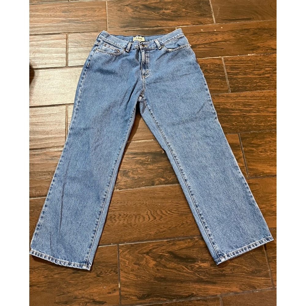 LL Bean Straight Fit Jeans Womens 14 PET Medium Wash Blue Denim 100% Cotton